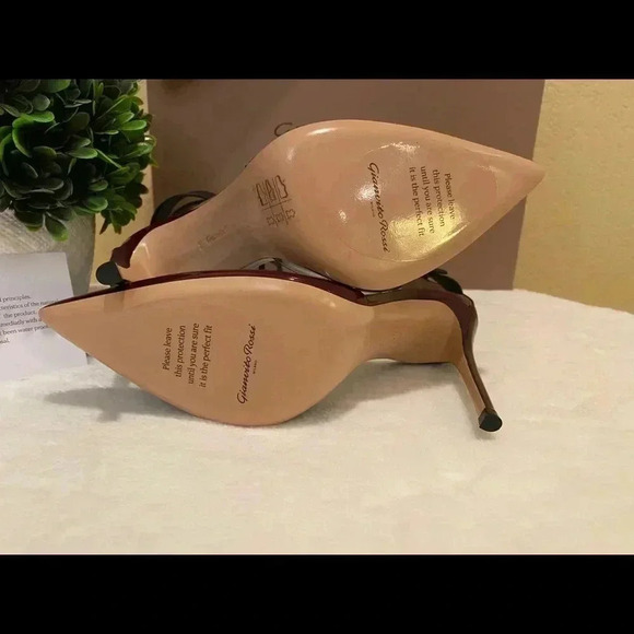 Gianvito Rossi Sz 9 Burgundy Parker 105 closes toe Multi strap heels - Picture 7 of 10
